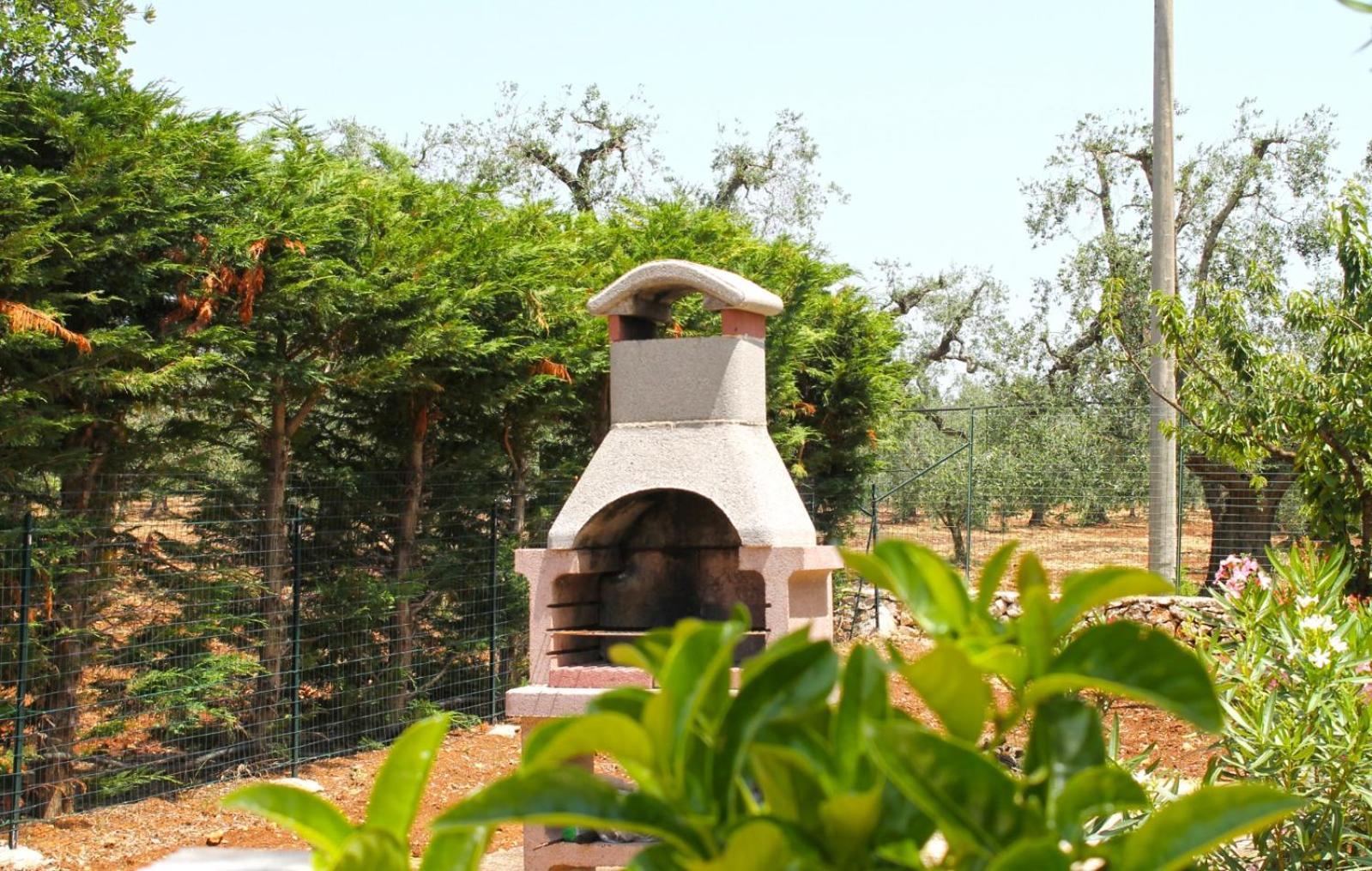 Trullo Degli Augelli Guest House San Michele Salentino Eksteriør bilde